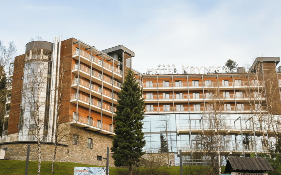 Hotel Krynica: sprawdzone miejsce na detoks mentalny i regenerację w górach [szczera recenzja]